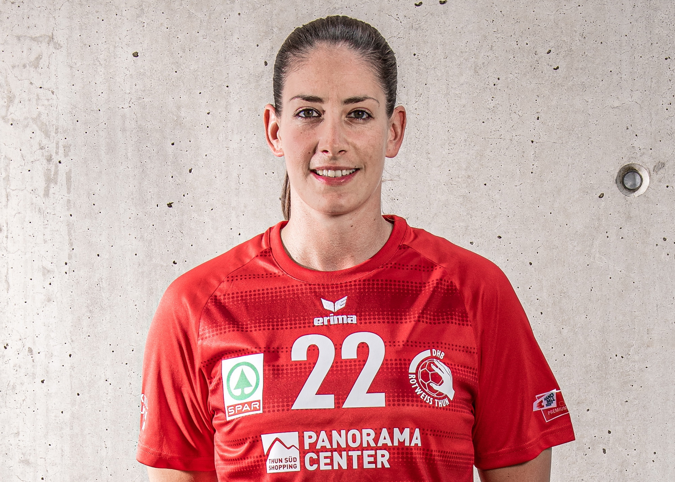 Noelle Frey Rotweiss Thun