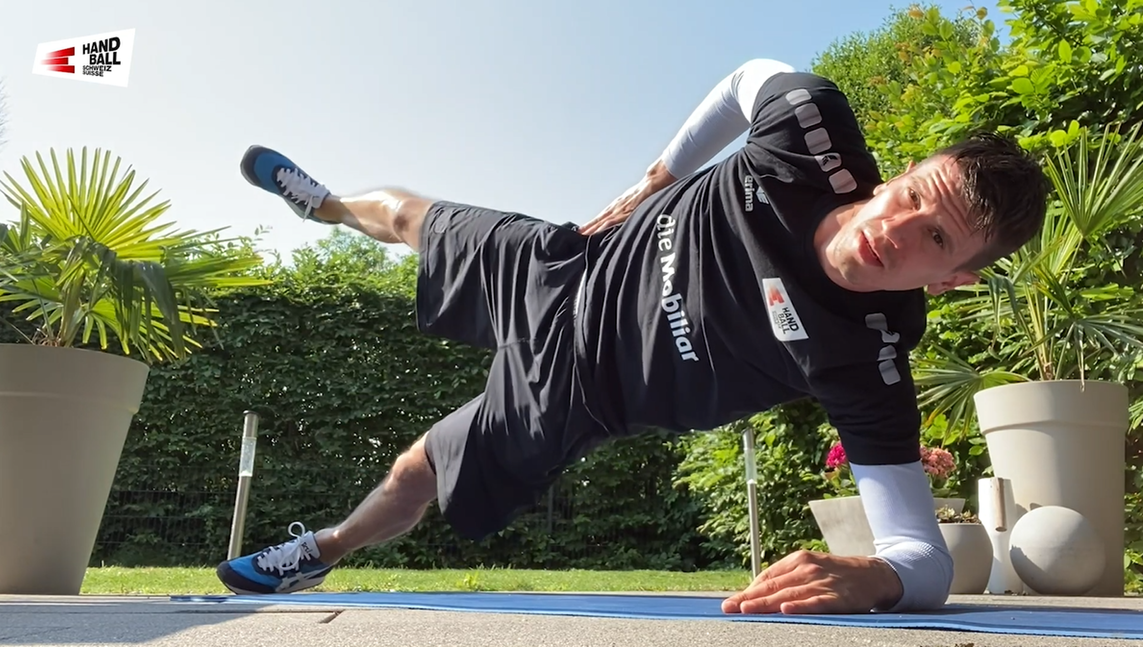 Workout mit Andy Schmid.