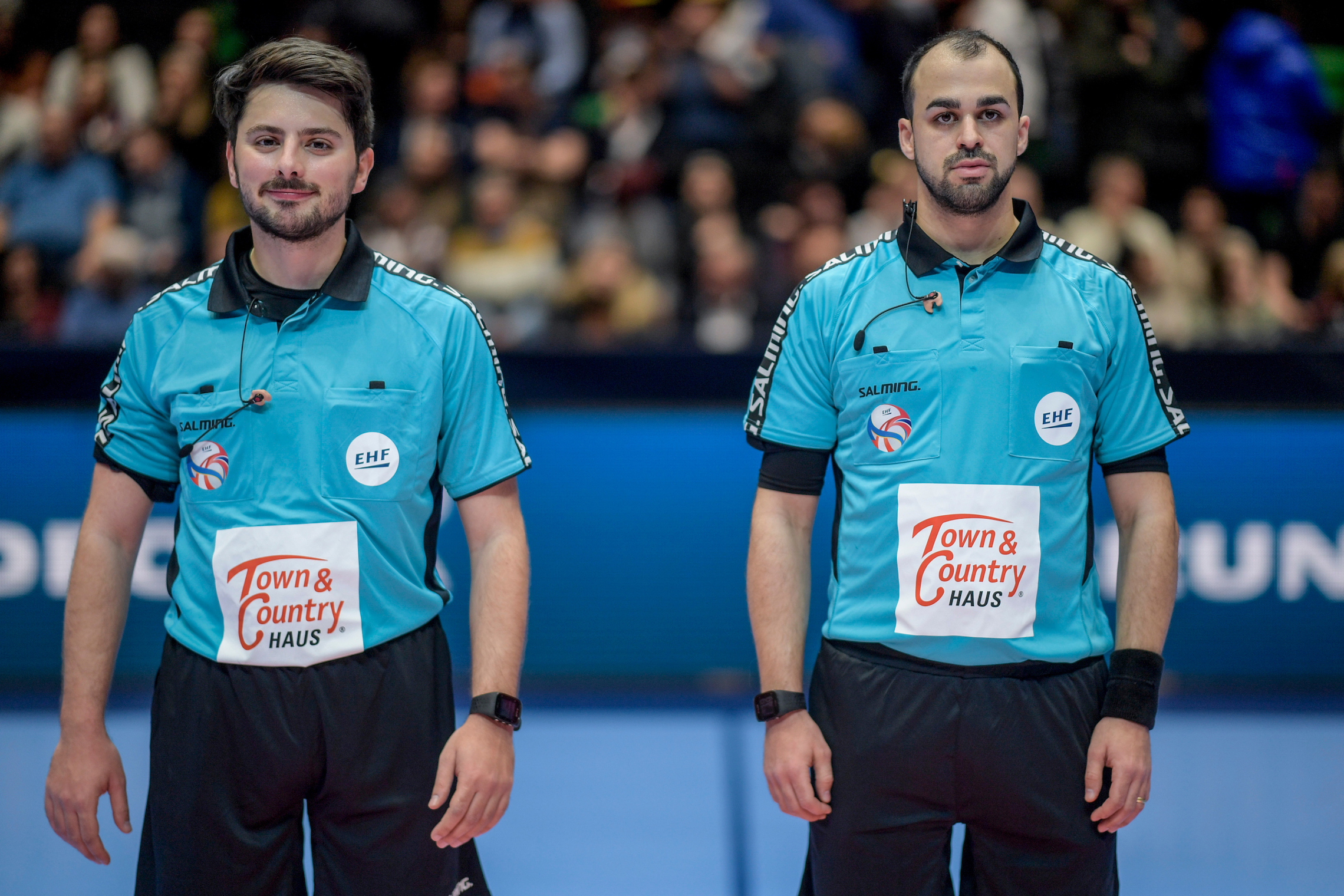 Arthur Brunner und Morad Salah vor dem EM-Spiel Deutschland gegen Spanien. (EHF/Axel Heimken/kolektiff, 11.01.2020)