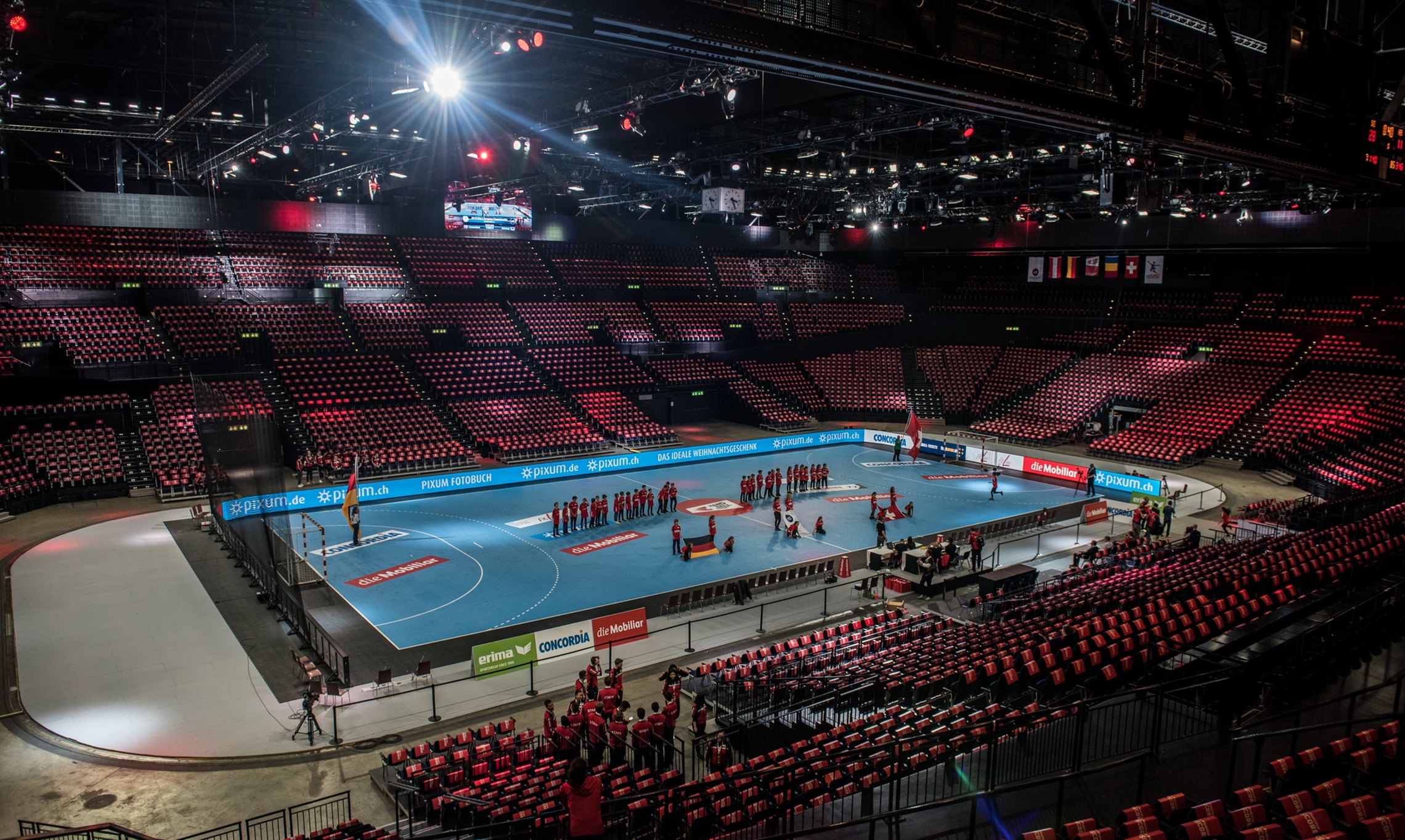 Hallenstadion Handball (Adrian Ehrbar)