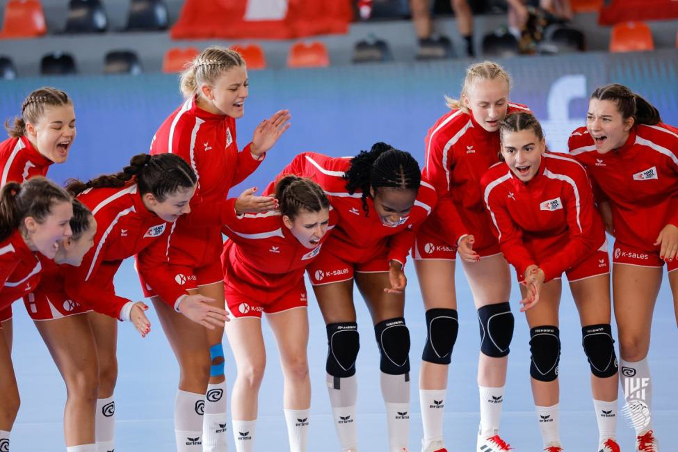 Schweiz U18 jubelt über einen Sieg gegen die Slowakei