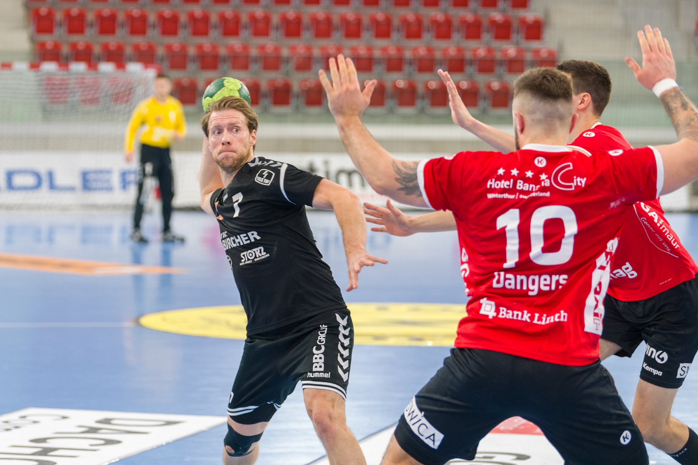 Gabor Csaszar im Cup-Halbfinal gegen Pfadi (Martin Deuring).jpg