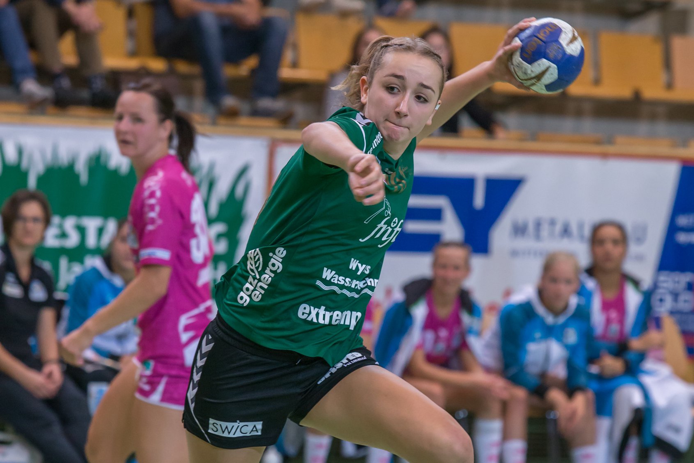 Malin Altherr und der LC Brühl liegen an der Spitze der SPL1-Tabelle (Felix Walker)