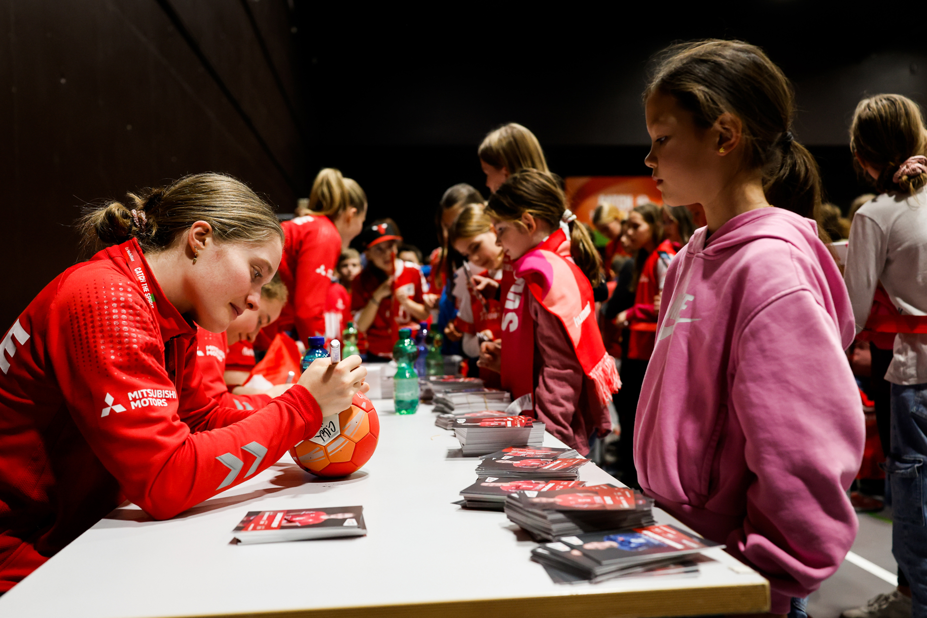 EURO24W Swiss Autograph Session MAL7754 AM