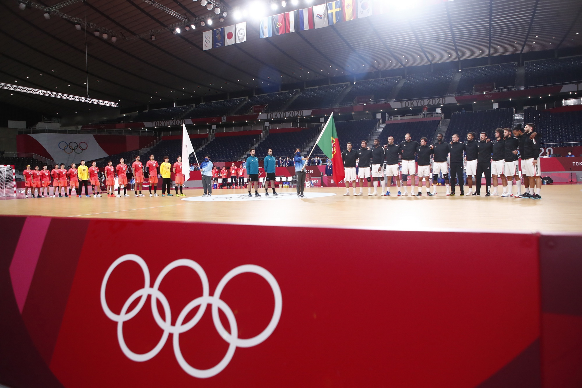 Arthur Brunner und Morad Salah an den Olympischen Spielen in Tokio. (IHF)