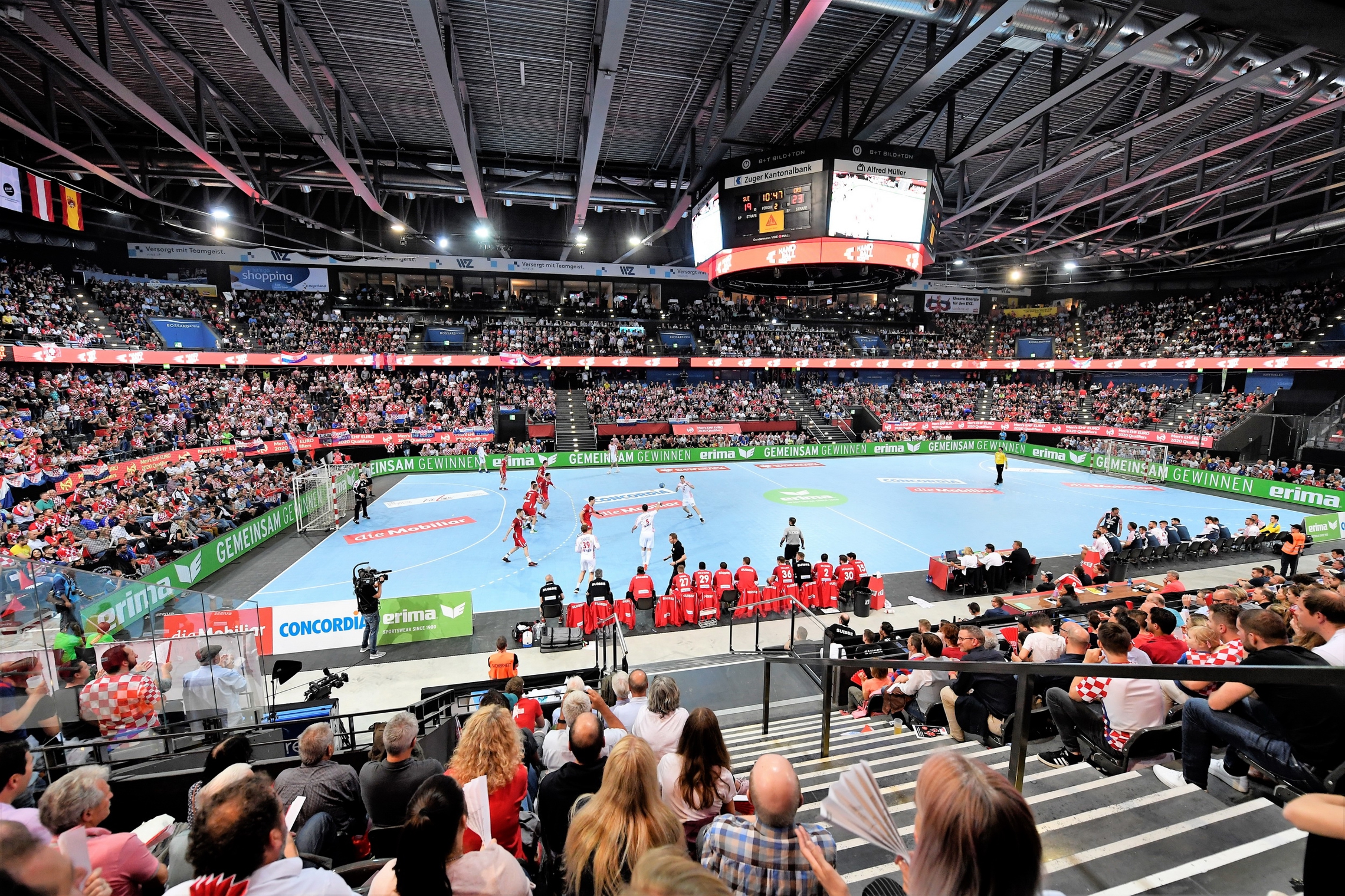 Die Bossard Arena in Zug im Spiel gegen Kroatien. (Alexander Wagner, 12.06.2019)