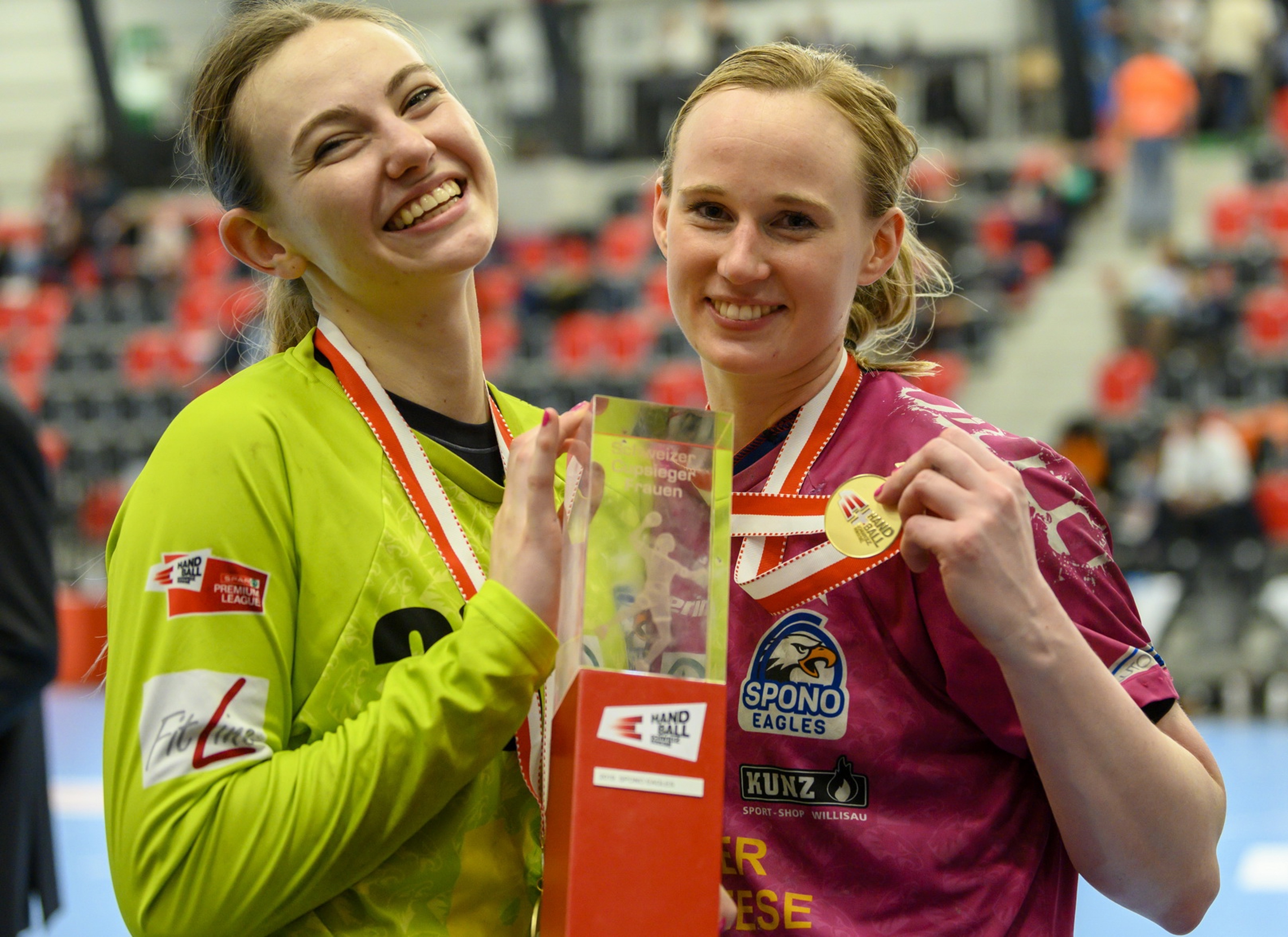 Lea Schüpbach (l.) und Carina Aselmeyer